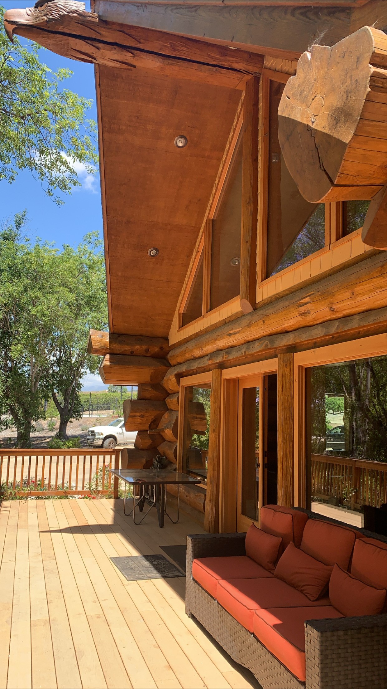 Rustic Valley Ranch - Gallery Image