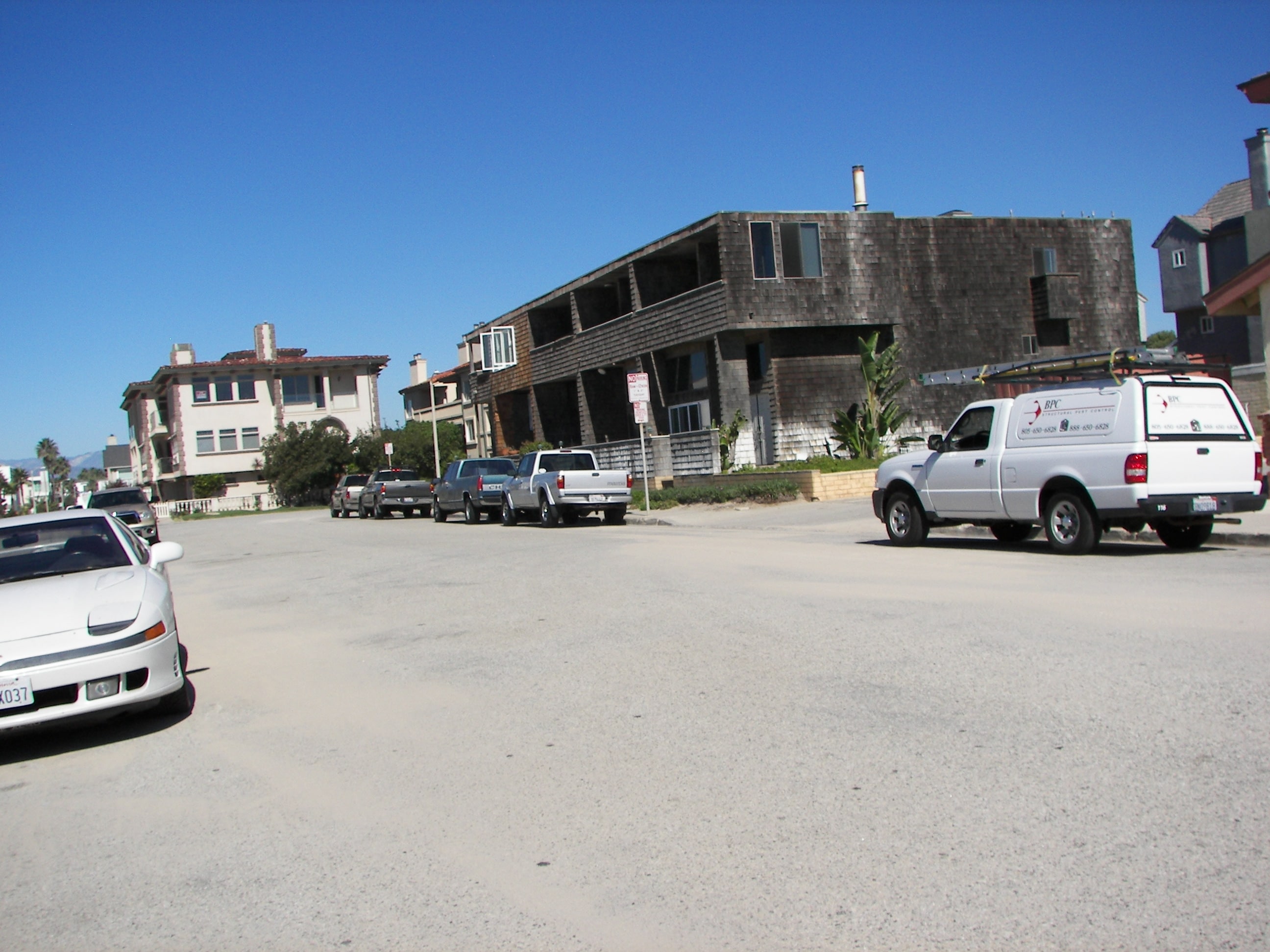 Neptune Square - Gallery Image