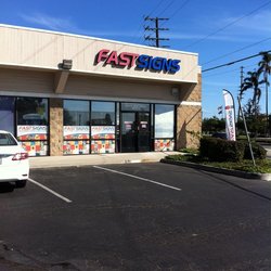 Fast Signs - Hero Image