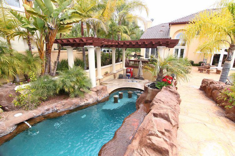 Film Friendly Two Story Residential Home Eric Rose - Gallery Image