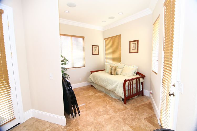 Film Friendly Two Story Residential Home Eric Rose - Gallery Image