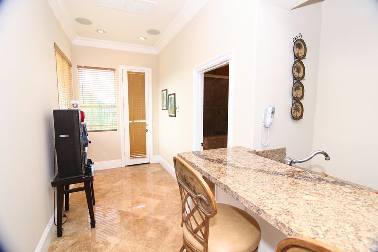 Film Friendly Two Story Residential Home Eric Rose - Gallery Image