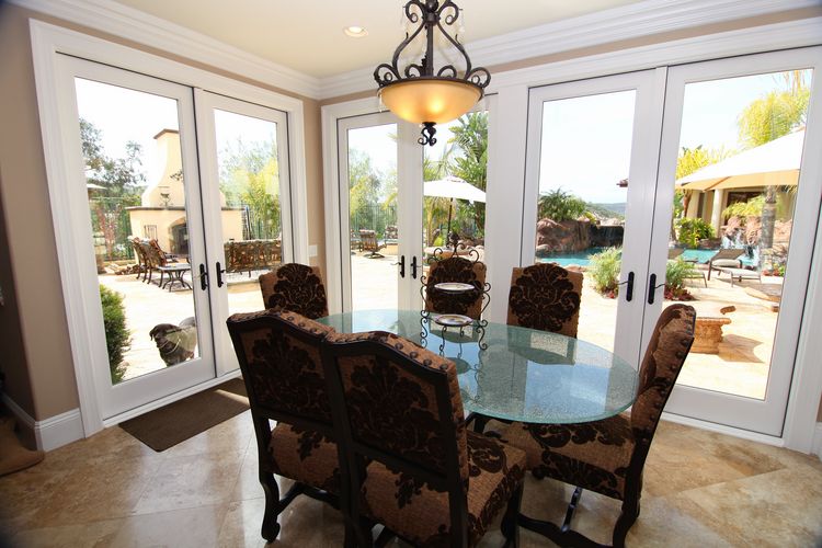 Film Friendly Two Story Residential Home Eric Rose - Gallery Image