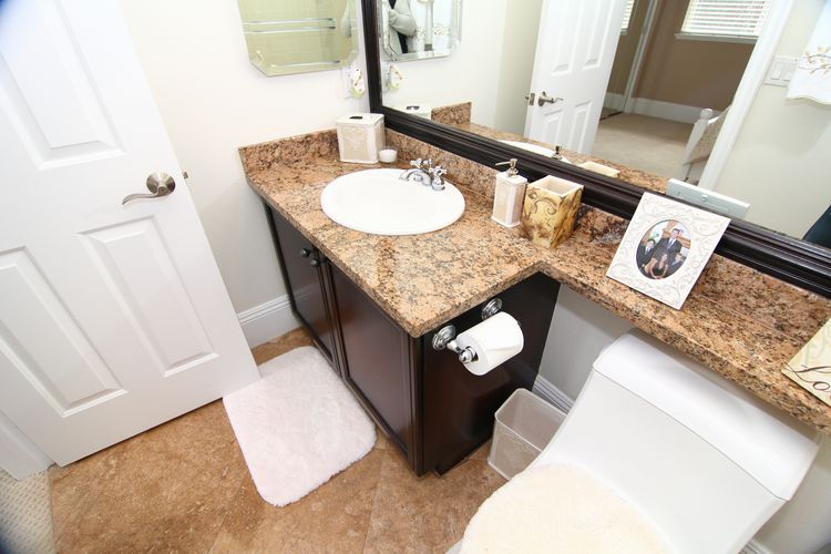 Film Friendly Two Story Residential Home Eric Rose - Gallery Image