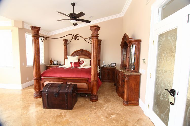 Film Friendly Two Story Residential Home Eric Rose - Gallery Image