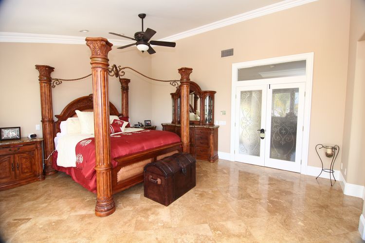 Film Friendly Two Story Residential Home Eric Rose - Gallery Image