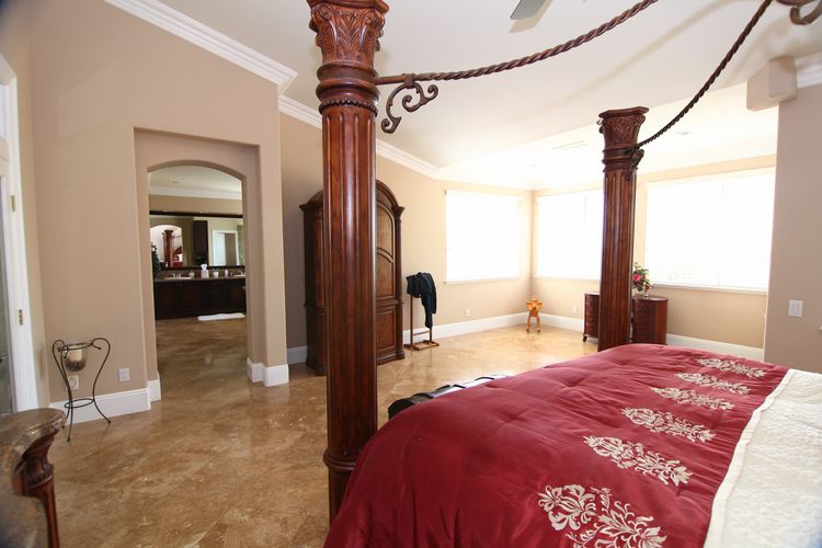 Film Friendly Two Story Residential Home Eric Rose - Gallery Image