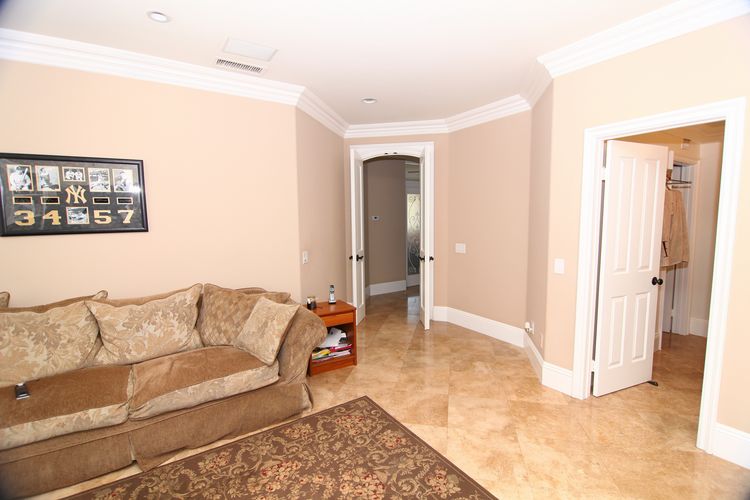 Film Friendly Two Story Residential Home Eric Rose - Gallery Image
