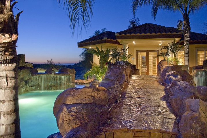 Film Friendly Two Story Residential Home Eric Rose - Gallery Image