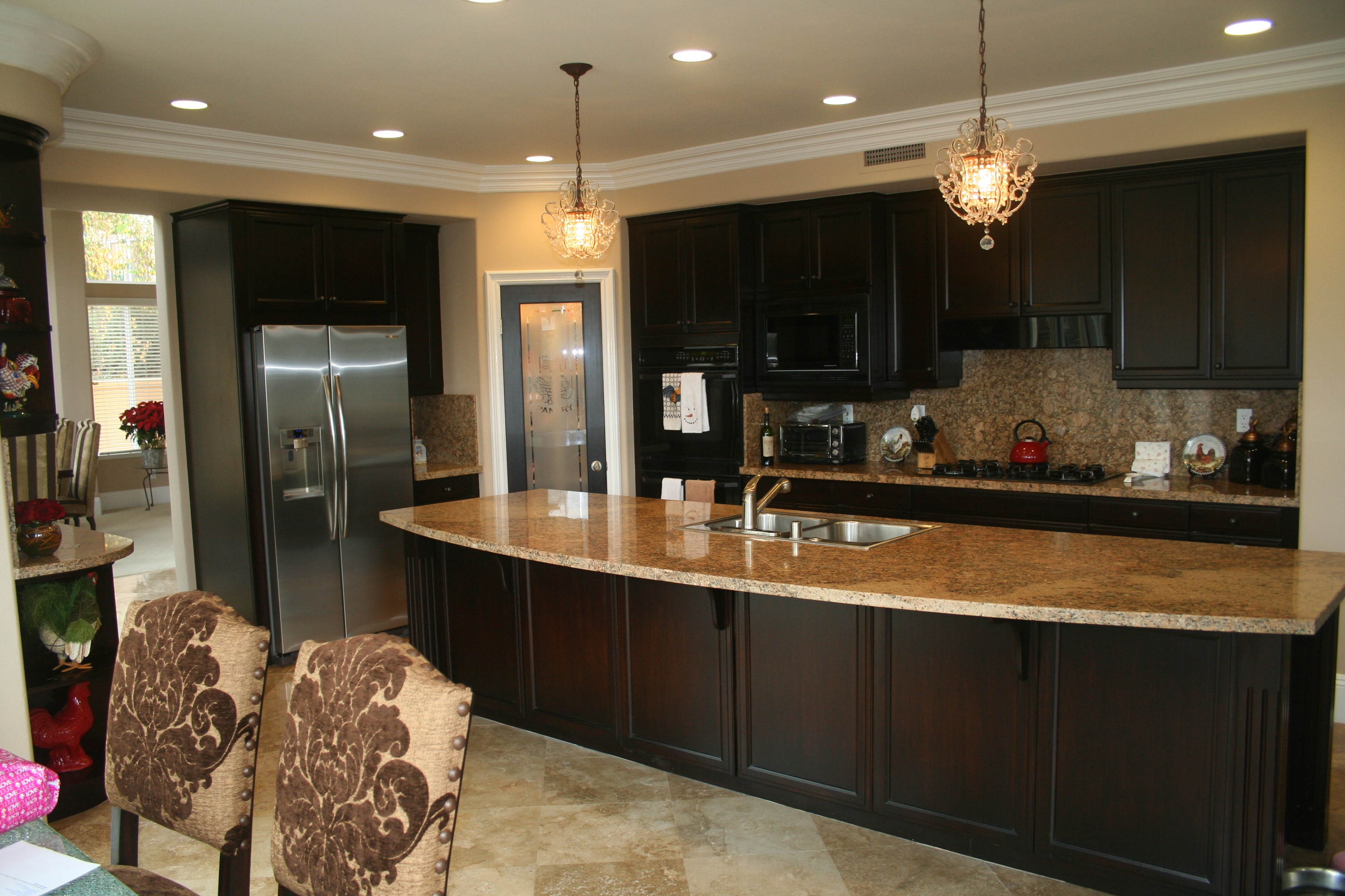 Film Friendly Two Story Residential Home Eric Rose - Gallery Image