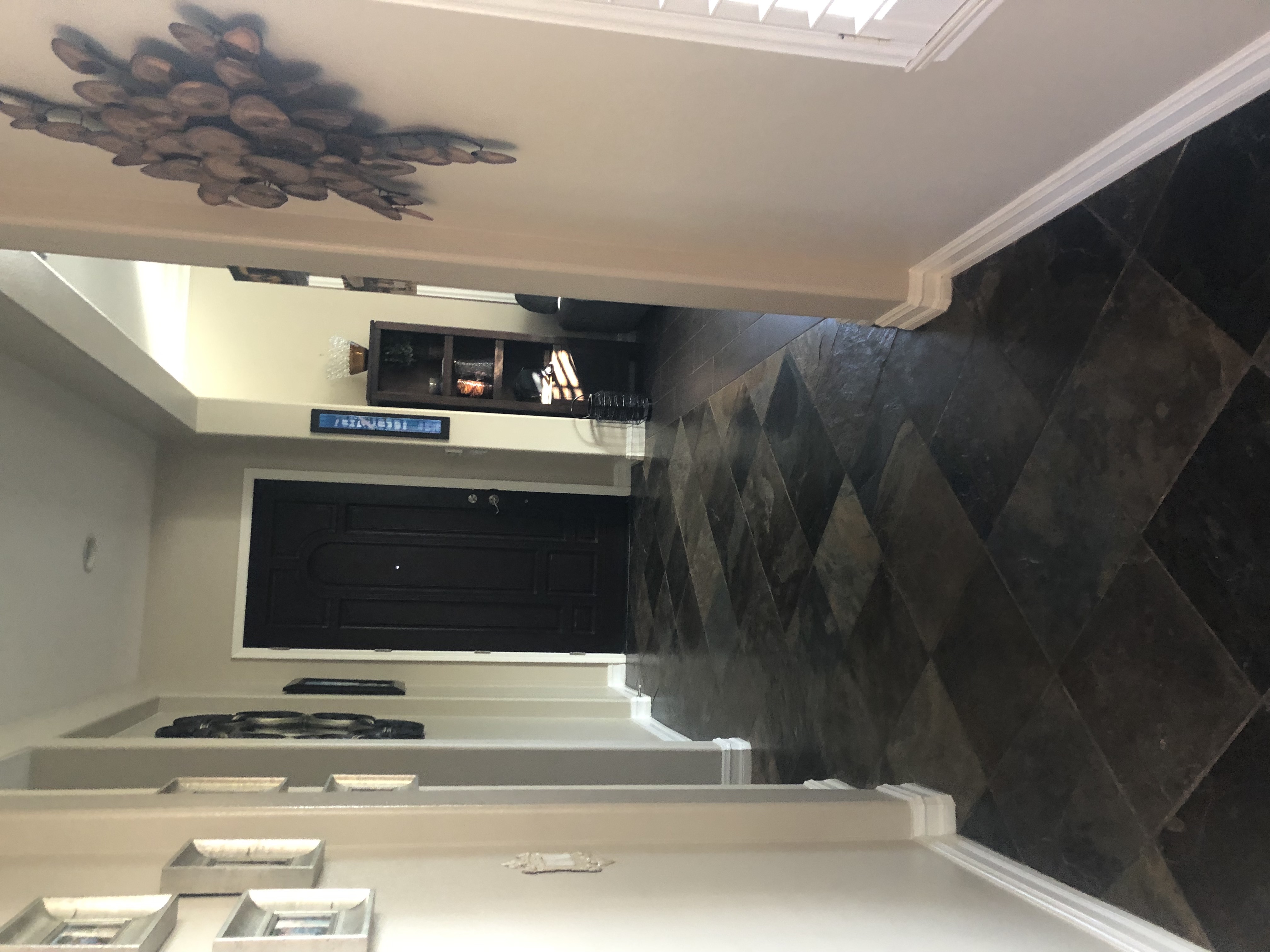 Residential Home Simi Valley Roseann DiGiovanni - Gallery Image