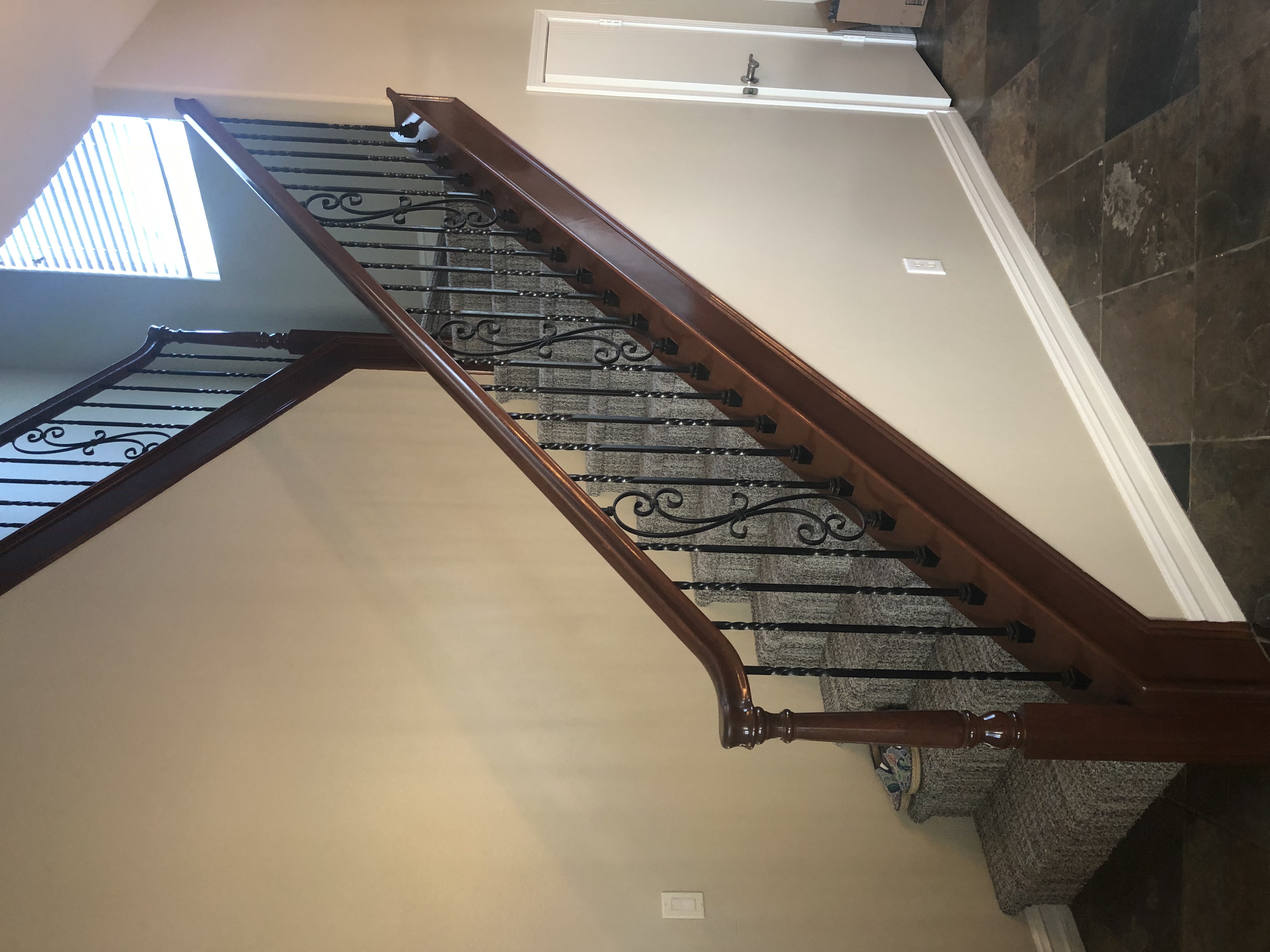 Residential Home Simi Valley Roseann DiGiovanni - Gallery Image