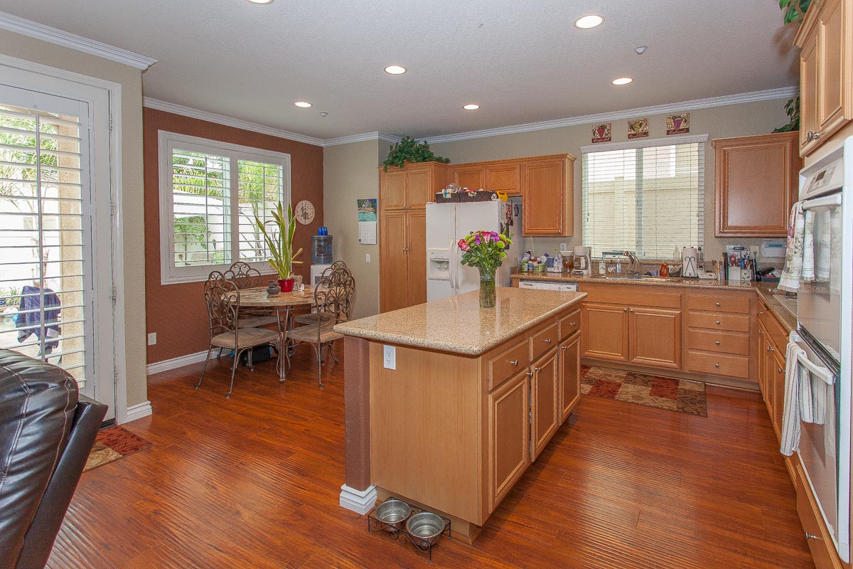 Unique Residential Property Alissa Dent - Gallery Image