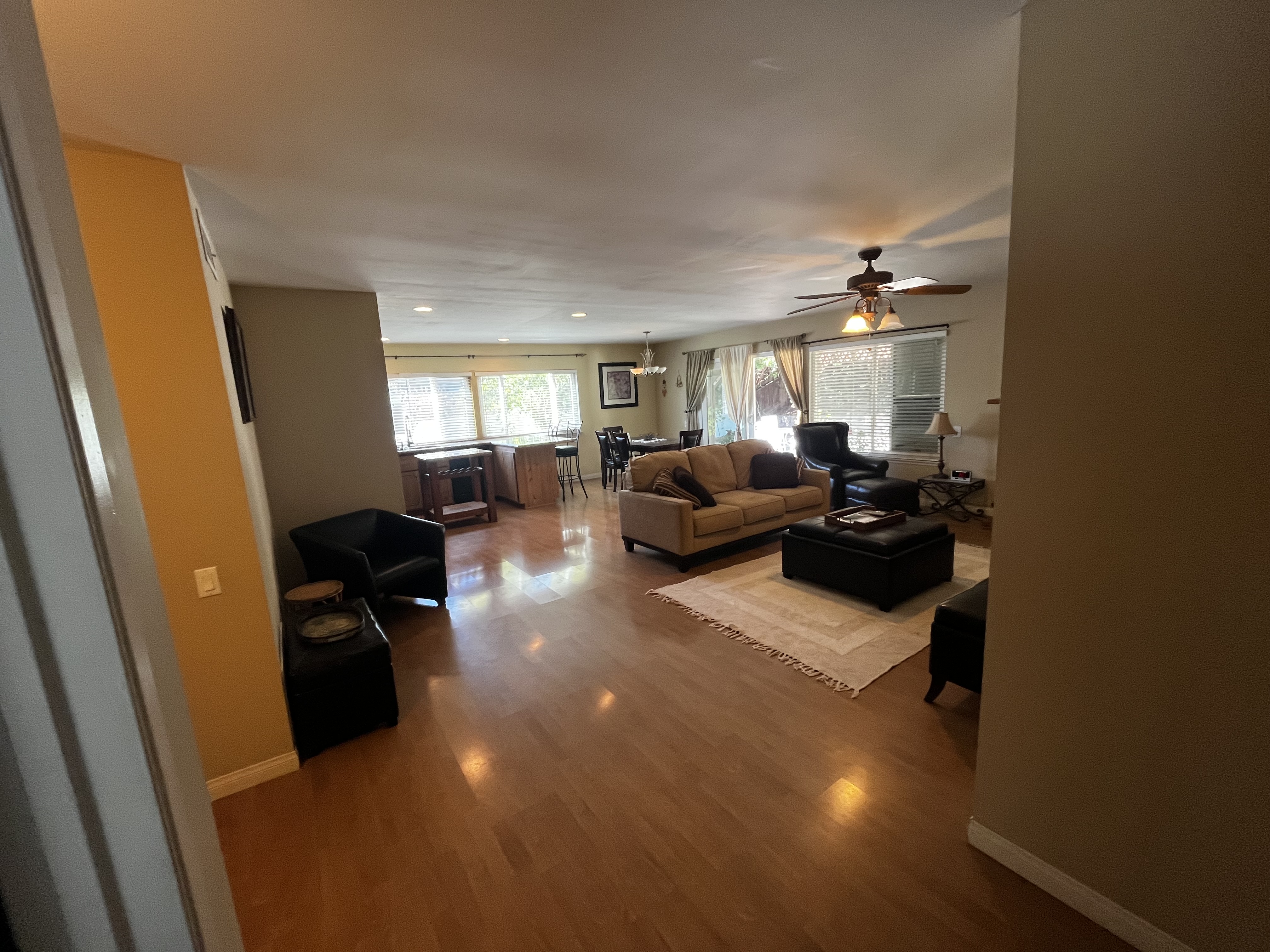 Single Story Residence in Newbury Park - Gunter Simon - Gallery Image