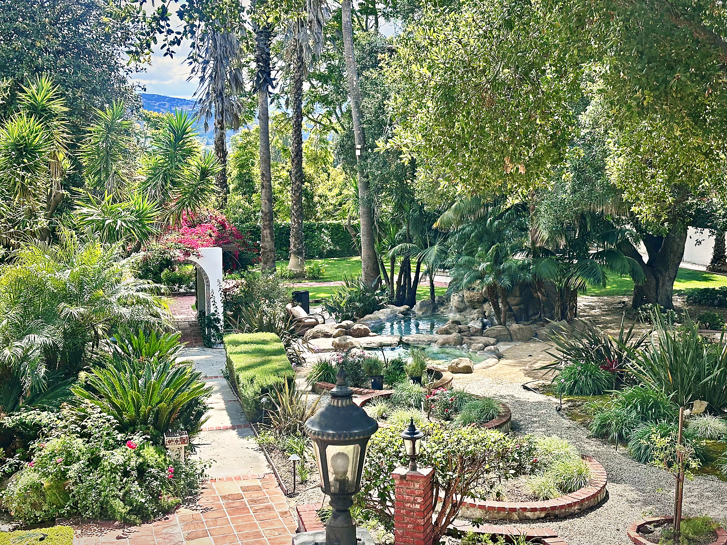 Oak Haven Estate - Fillmore Area - Hero Image