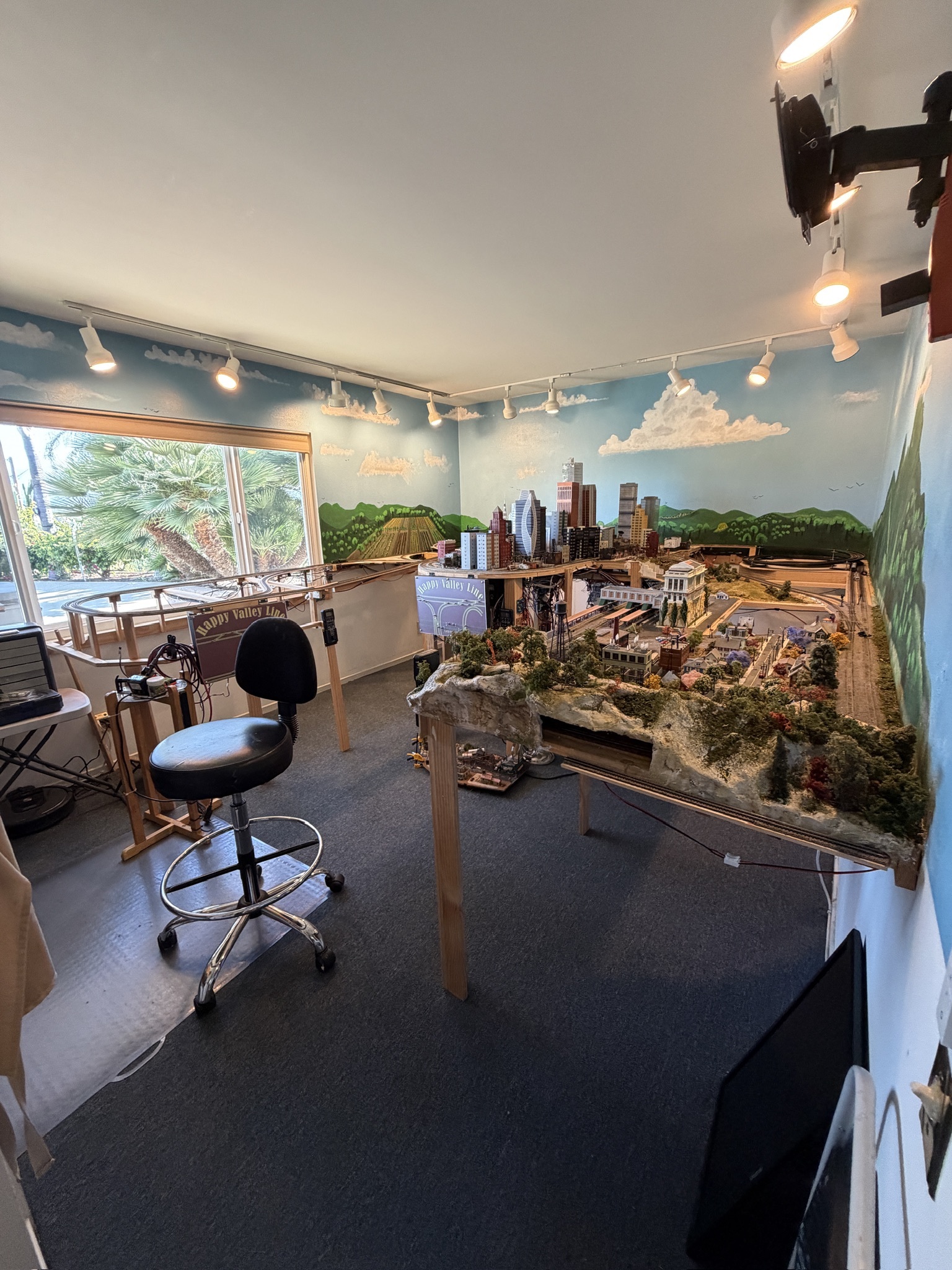 Camp Camarillo - Gallery Image